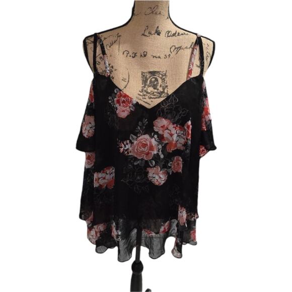 Torrid Black and Red Floral Chiffon Hanky Hem Cold Shoulder Top Plus Size 2X - Picture 5 of 11